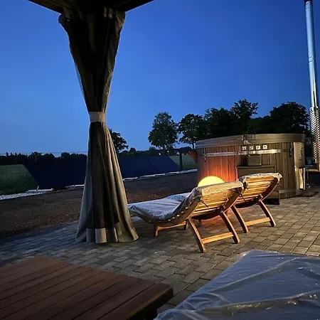 Trailer In 03058 With Swimming Pool Apartamento