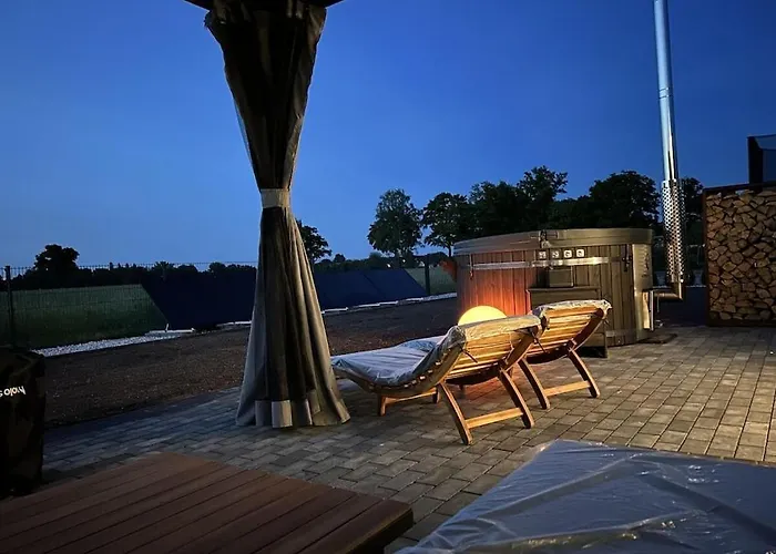 Trailer In 03058 With Swimming Pool Apartment