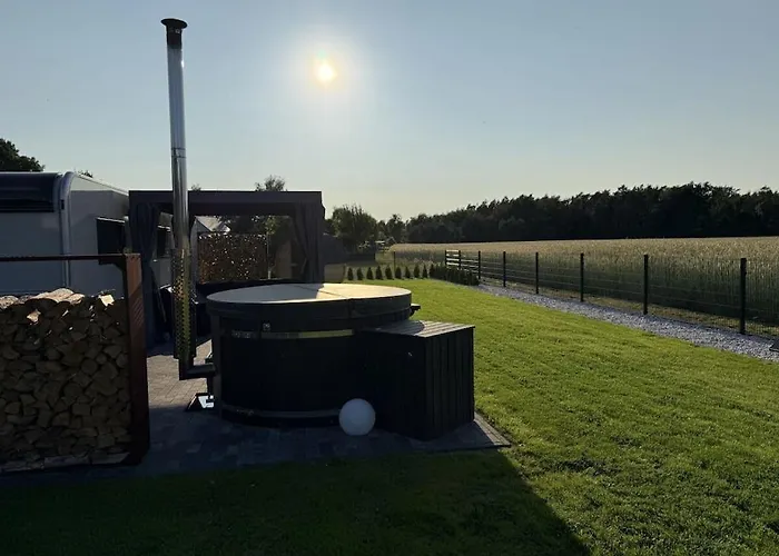 Apartamento Trailer In 03058 With Swimming Pool Haasow (Neuhausen/Spree)