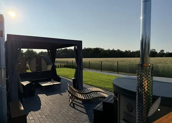 Trailer In 03058 With Swimming Pool Apartment Haasow (Neuhausen/Spree)