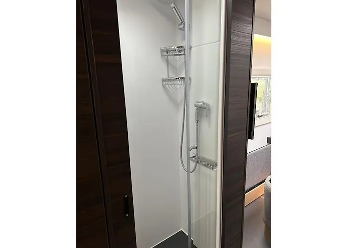 Trailer In 03058 With Swimming Pool Haasow (Neuhausen/Spree)