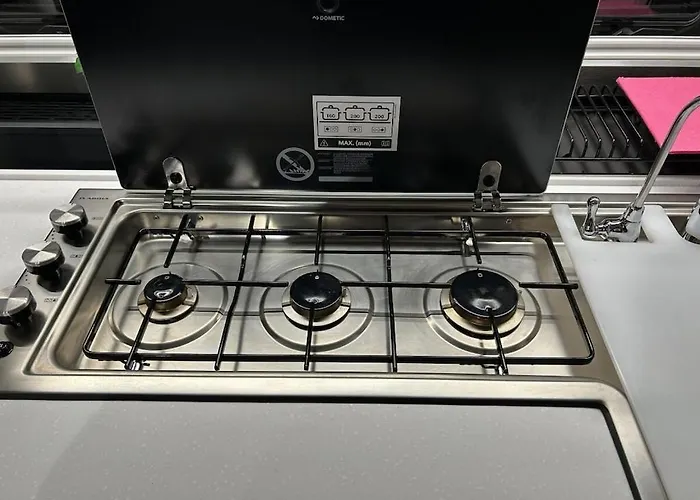 Trailer In 03058 With Swimming Pool * Haasow (Neuhausen/Spree)