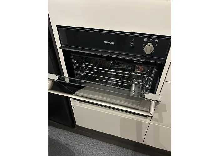 Trailer In 03058 With Swimming Pool * Haasow (Neuhausen/Spree)