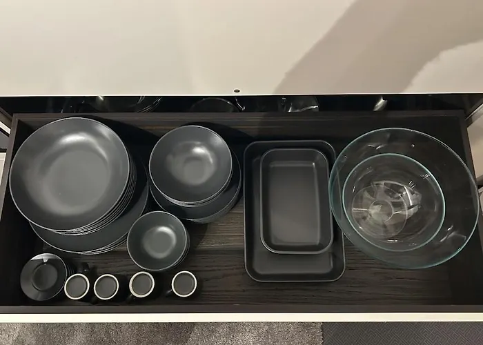 Apartment Trailer In 03058 With Swimming Pool *