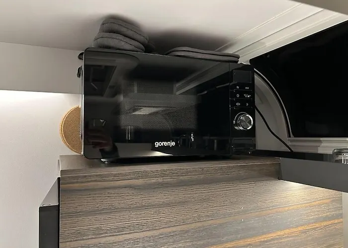 Apartment Trailer In 03058 With Swimming Pool *